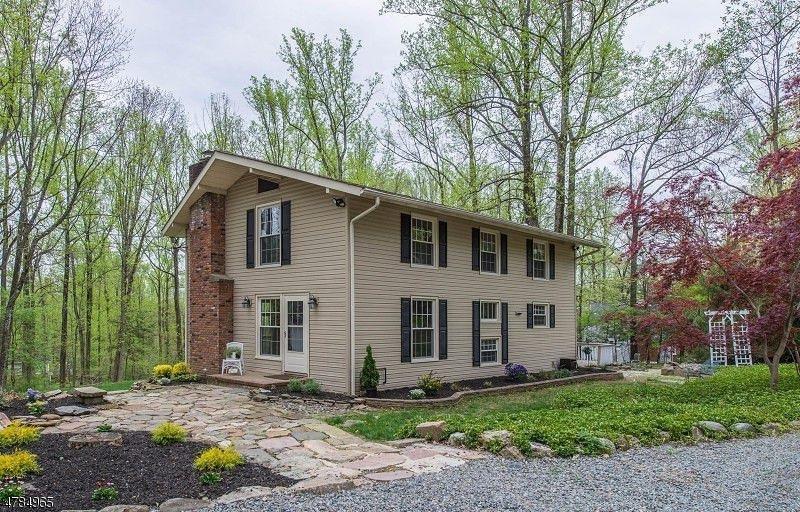 16 Dogwood Dr - Photo 1