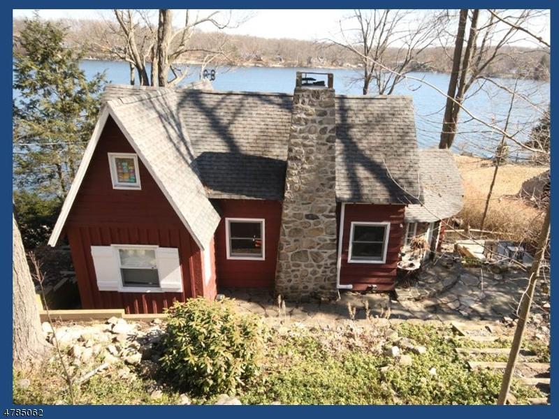 2210 Lakeside Dr W - Photo 1