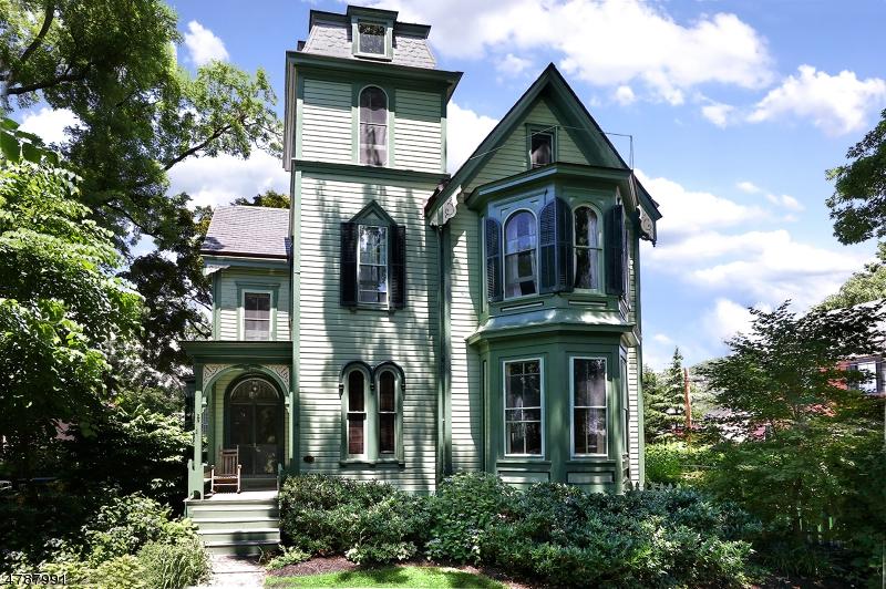 18 Jefferson St - Photo 1