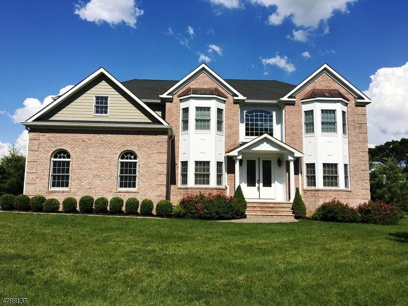 4 Robbie Ln - Photo 1