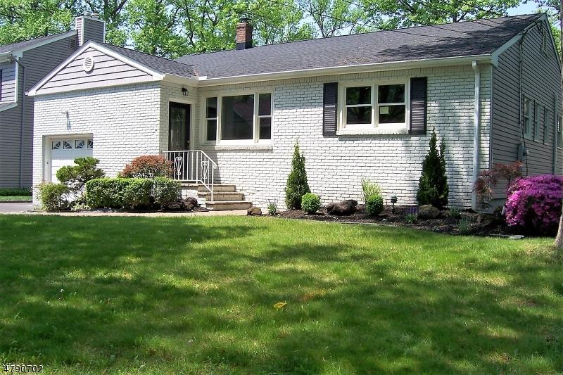 2125 Meadowview Rd - Photo 1