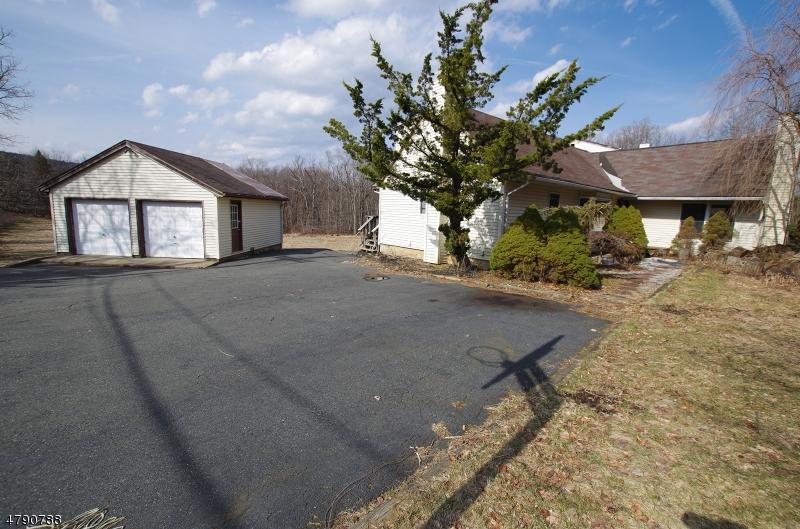 26 Cornhollow Rd - Photo 1