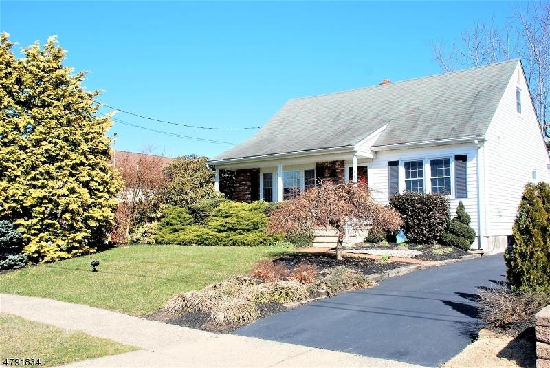 160 N 10th Ave - Photo 1