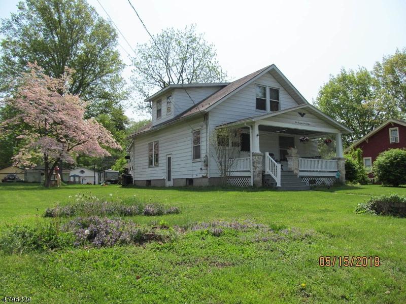 423 Greenwich St - Photo 1