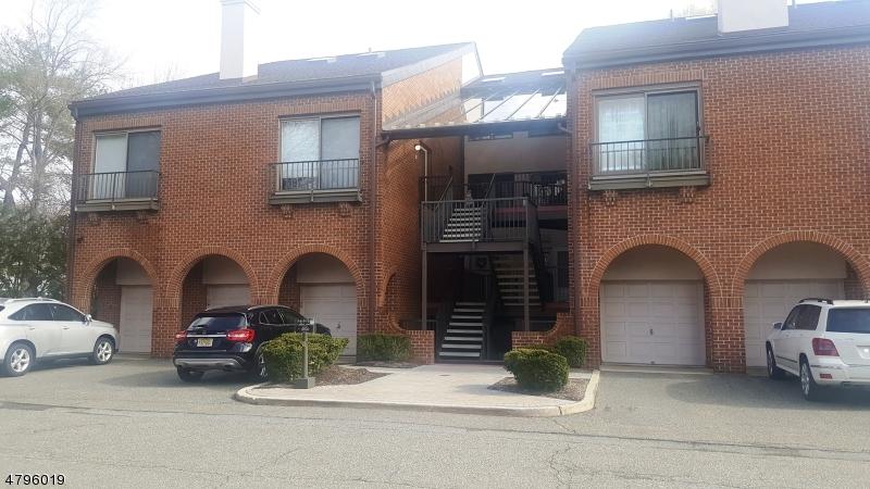 9 Eliot Ct - Photo 1