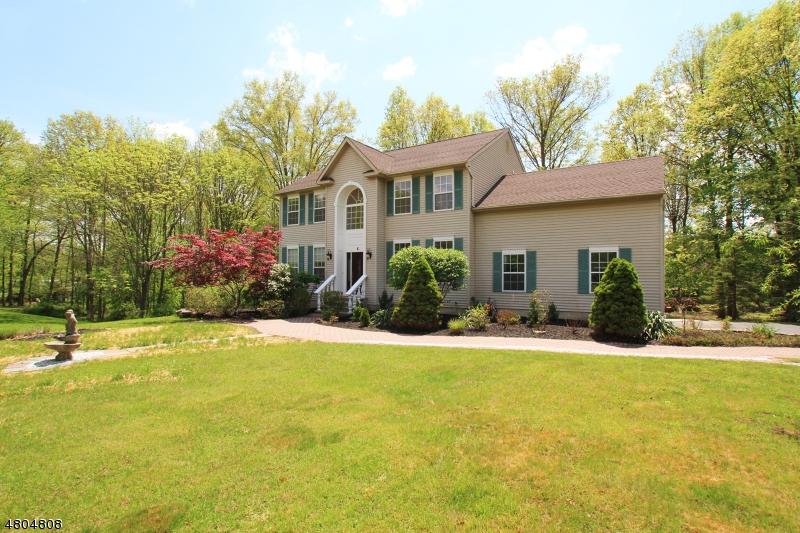 6 Nicole Ln - Photo 1