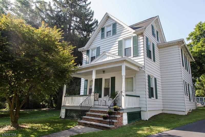 165 Washington St - Photo 1