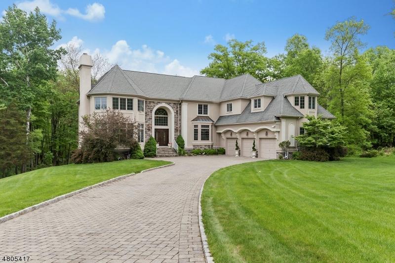 9 Lexington Drive - Photo 1