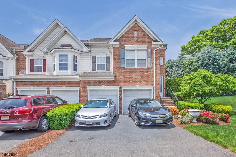 110 Barclay Dr - Photo 1