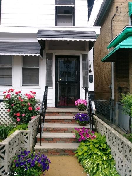 1113 Magnolia Ave - Photo 1