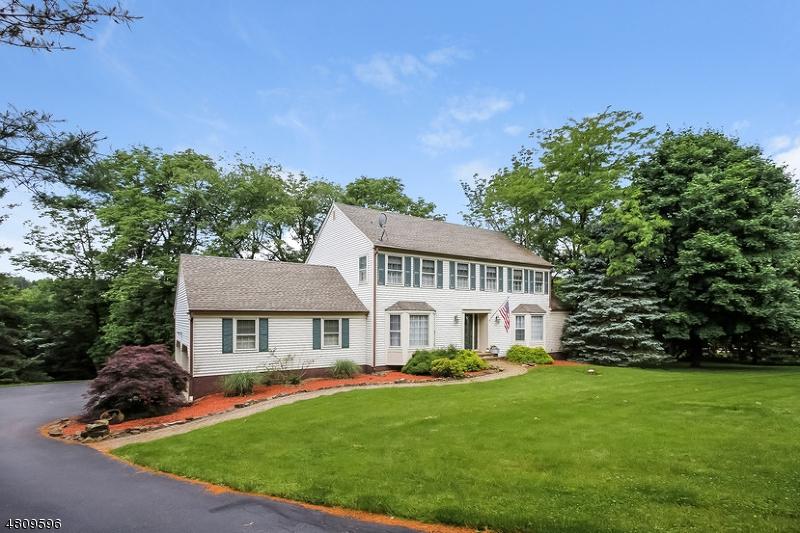 5 Wildwood Ct - Photo 1