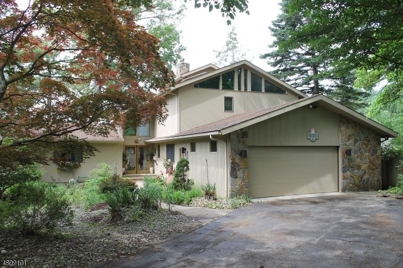 45 Island Trl - Photo 1