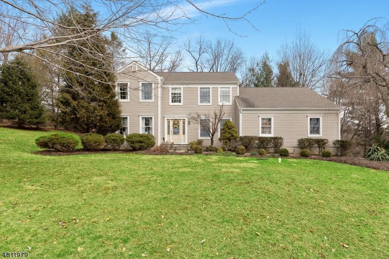 7 Grace Dr - Photo 1