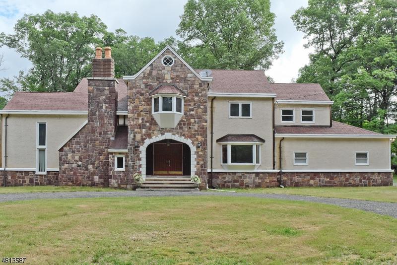 32 School House Rd - Photo 1