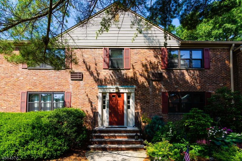 41 Sandra Circle - Photo 1
