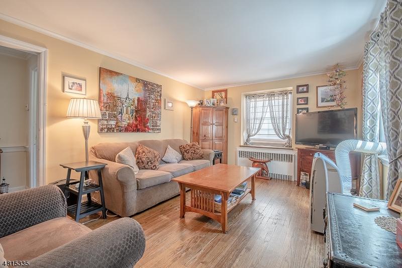 78 Franklin St - Photo 1