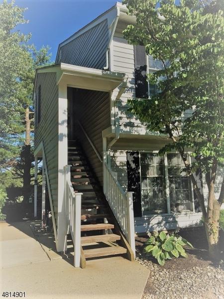 184 Milkweed Court - Photo 1