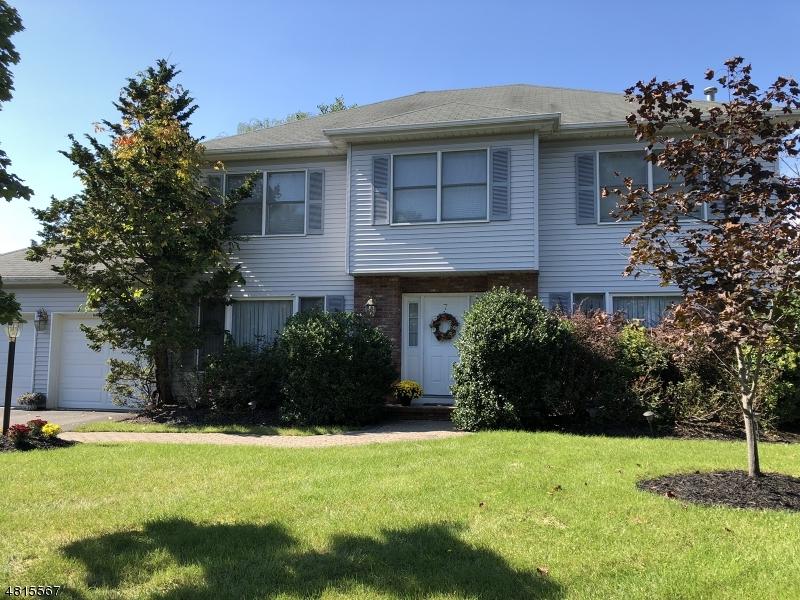 7 Natalie Ct - Photo 1