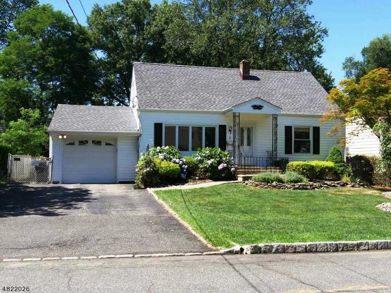 4 Westover Ter - Photo 1