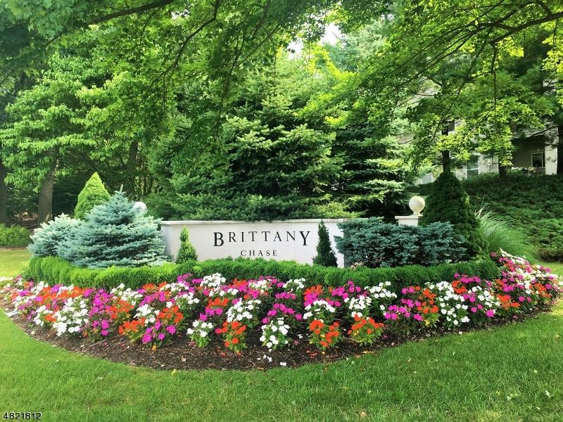 1210 Brittany Dr - Photo 1