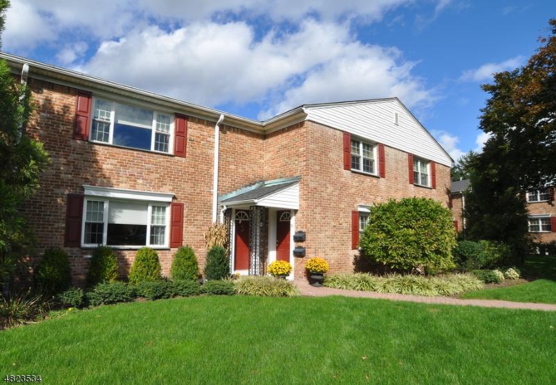 67 New England Ave,Unit 75F - Photo 1