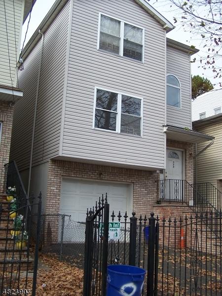 889 Hunterdon St - Photo 1