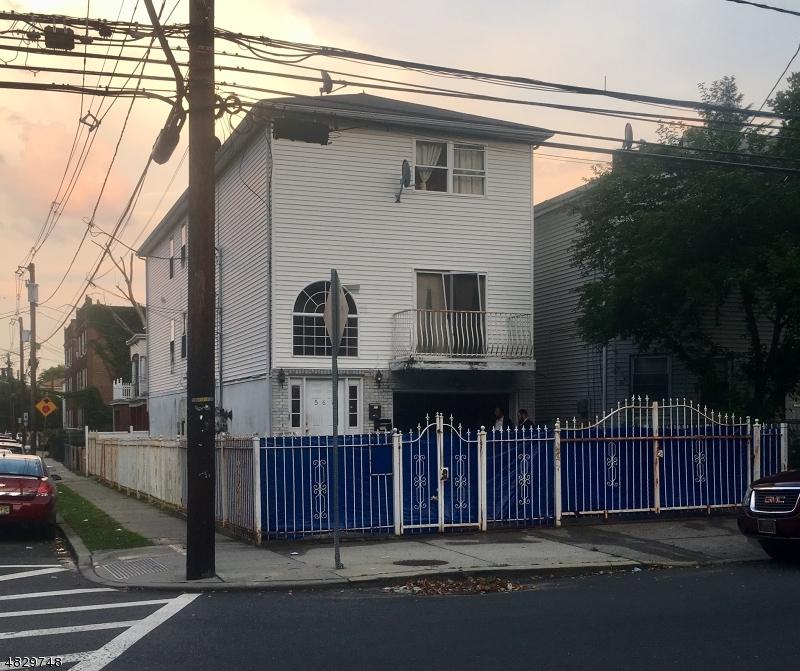 561 Summer Ave - Photo 1
