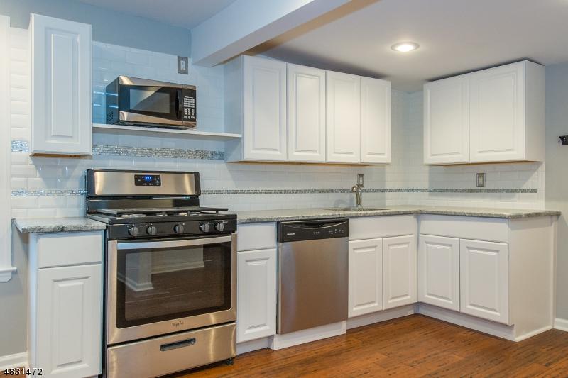 1083 Sayre Rd - Photo 1