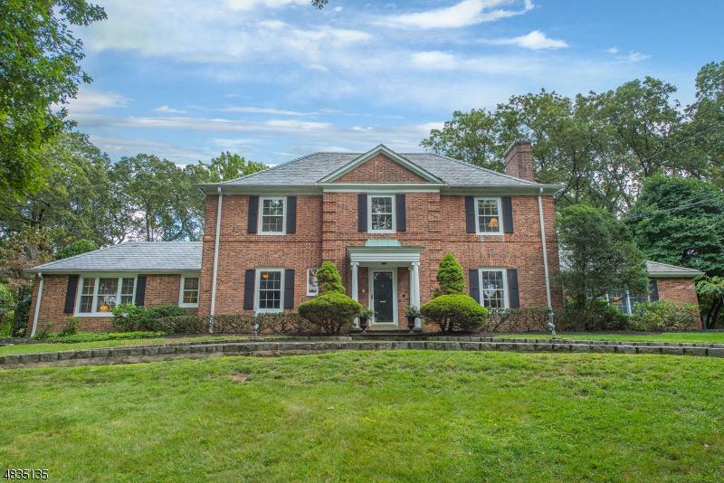 201 Fells Rd - Photo 1