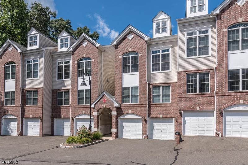 9 Ashley Ct - Photo 1