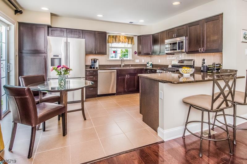 11 Tavern Ln - Photo 1