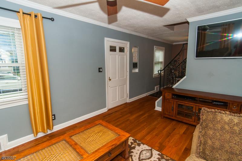 419 Elmwood Ter - Photo 1