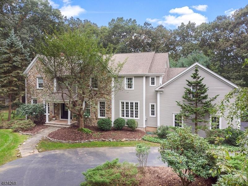 4 Wood Stone Rd - Photo 1