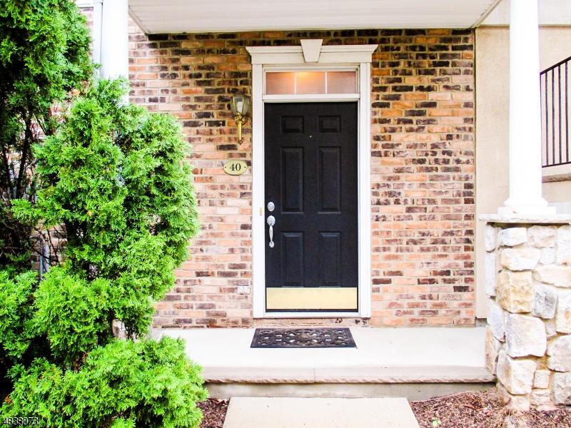 40 Devonshire Dr - Photo 1