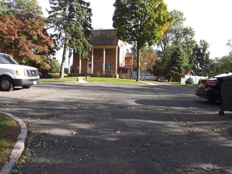 480 Parkway Dr - Photo 1