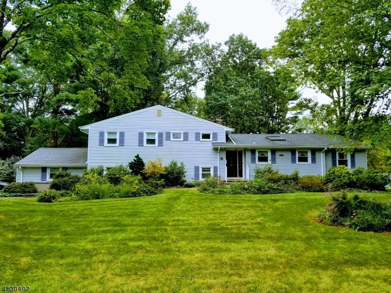 51 Circle Dr - Photo 1