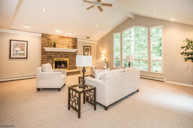 49 Cedar Dr - Photo 1