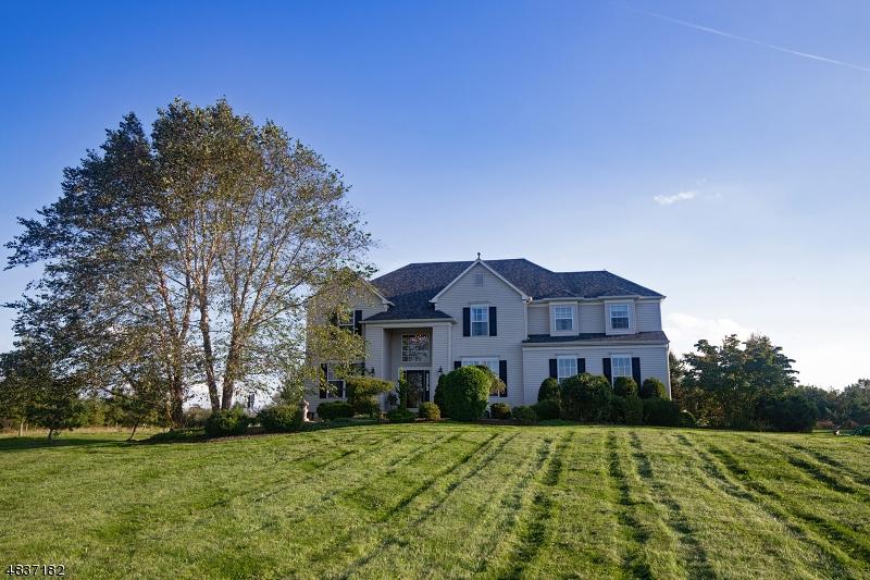 16 Kingsridge Rd - Photo 1