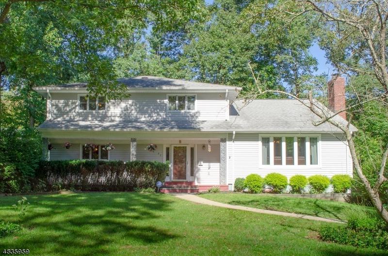 82 Gallinson Dr - Photo 1