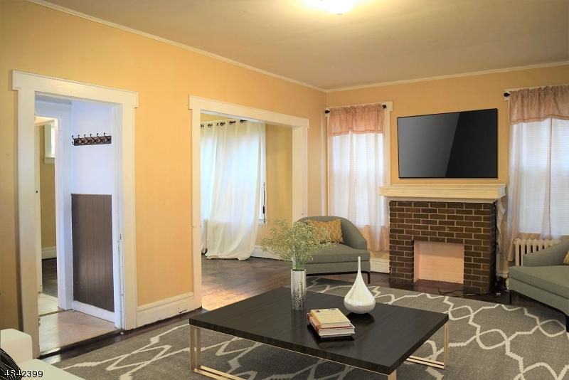 223 Laurel Ave - Photo 1