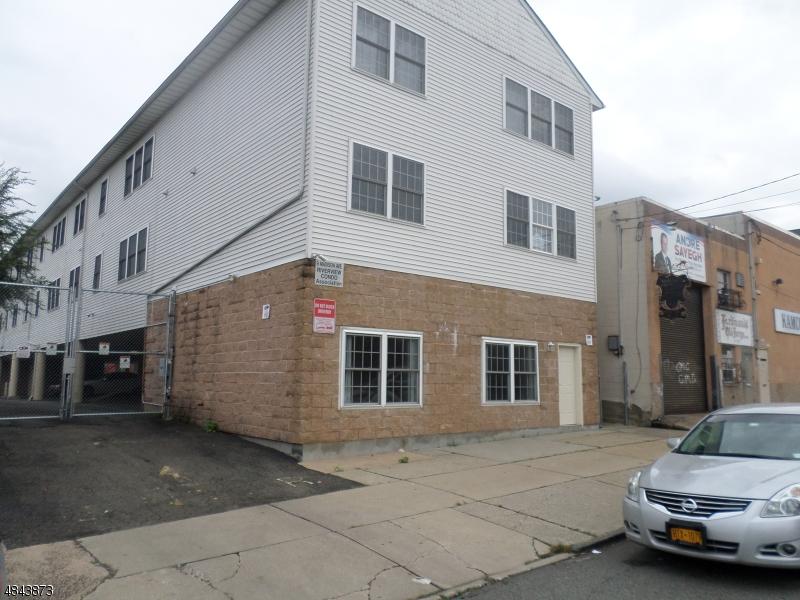 9 Madison Ave - Photo 1