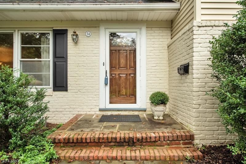 54 Winding Way - Photo 1