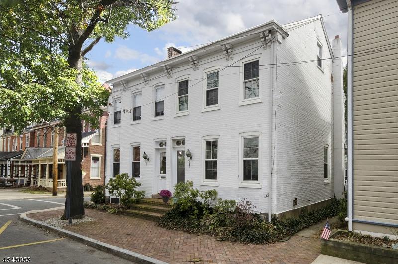 39 Delaware Ave - Photo 1