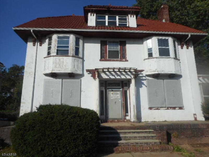 12 Randolph Pl - Photo 1
