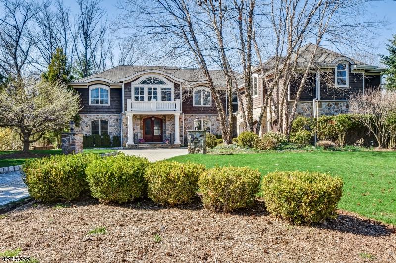296 Hartshorn Dr - Photo 1