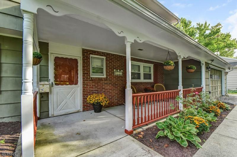 121 Landsdowne Ave - Photo 1