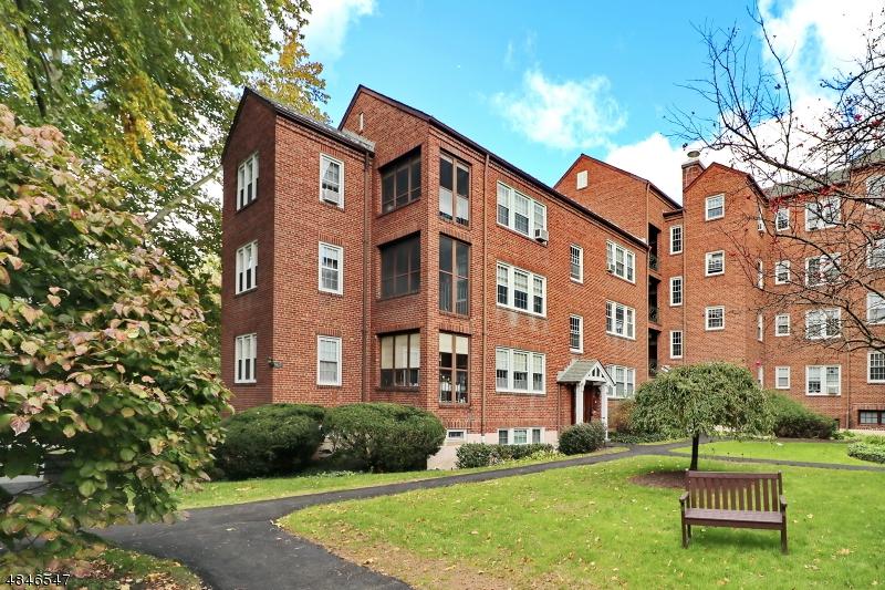 217 Prospect Ave Apt 11-2A - Photo 1
