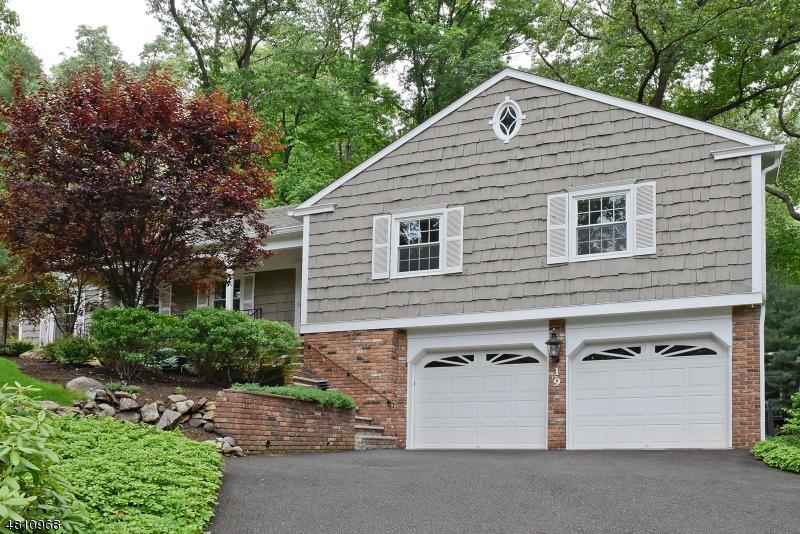 19 Vista Rd - Photo 1