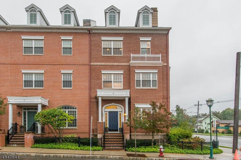 2 Carillon Cir - Photo 1