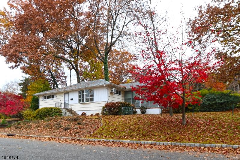 139 Winding Way - Photo 1